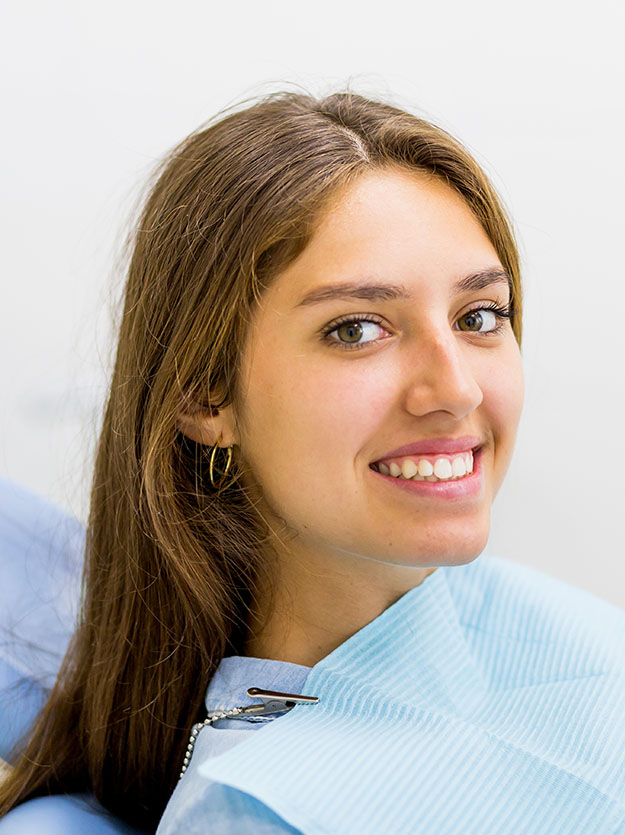 Advanced Dental Centers | Dentures, Sports Mouthguards and Invisalign reg 